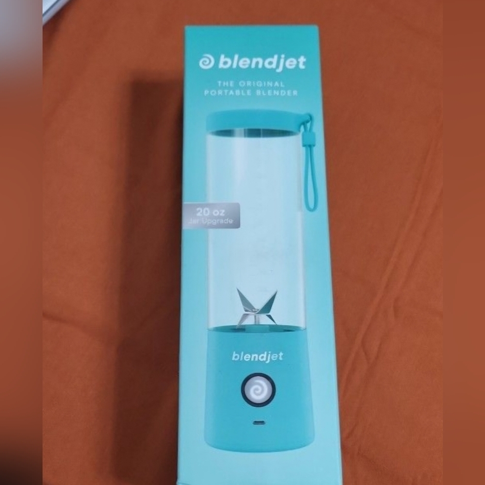 BlendJet Portable Blender in Blue